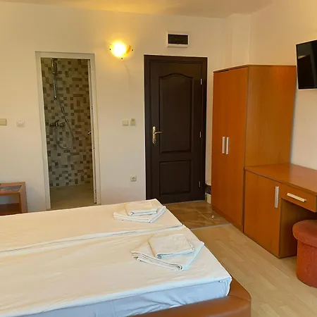 Gergana Гостевой дом Китен