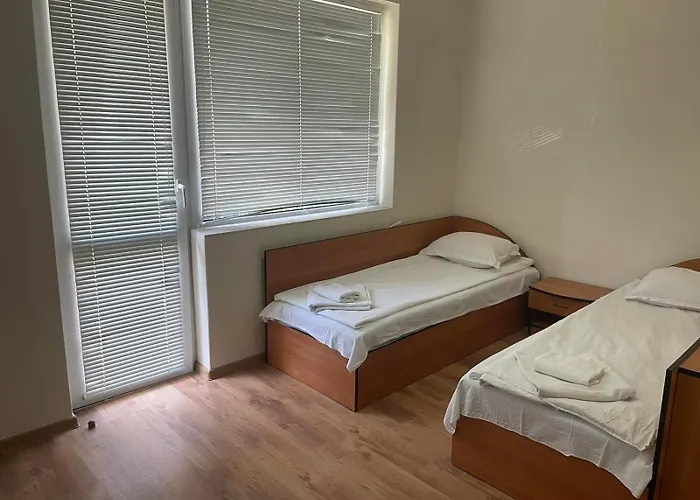 ゲストハウス Gergana 4*